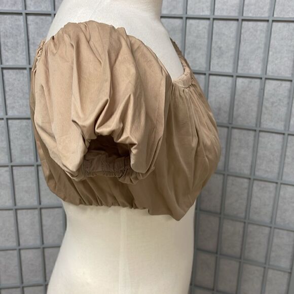 Dynamite Short Bubble Sleeve Crop Top, Women’s Size Small, Beige - Picture 3 of 6